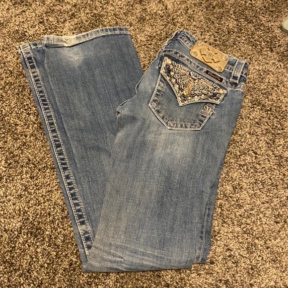 Jeans - Picture 1 of 5